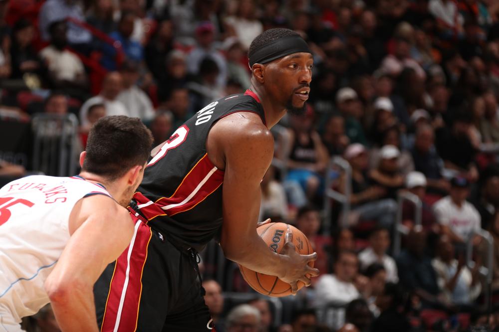 也反映出球 也反映出球